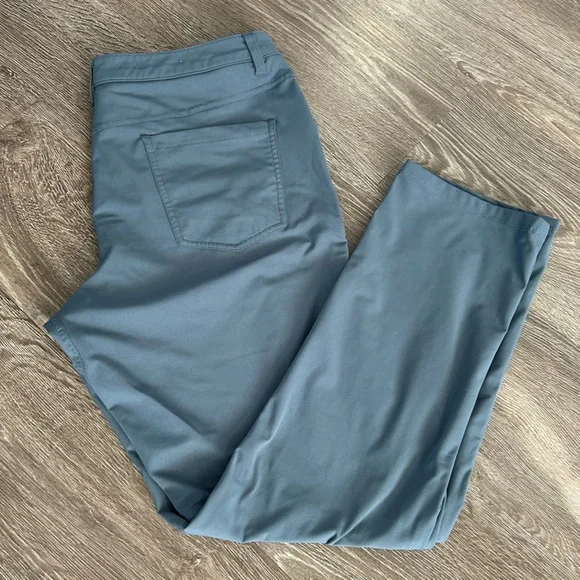 LULULEMON MENS ABC PANTS